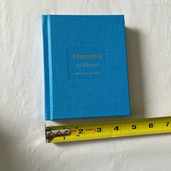RARE: Sigend Humanity Hardcover Book by Ai Weiwei edited by Larry Warsh - Picture 12 of 12